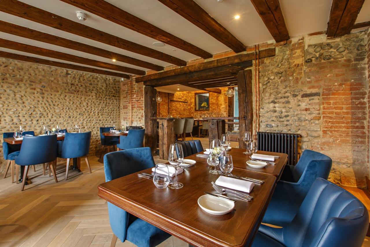 The Ingham Swan 3*